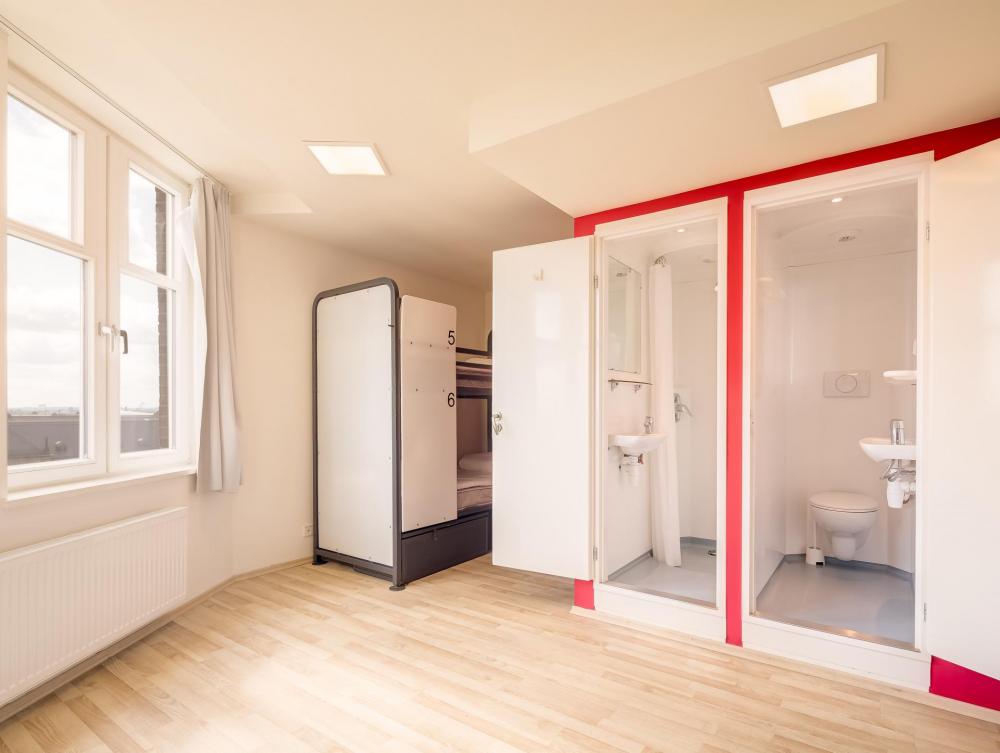 6 bed dorm - Seka - Standardi - Oma kylpyhuone