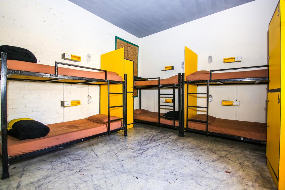 Dormitório Feminino de 8 Camas Dormitório