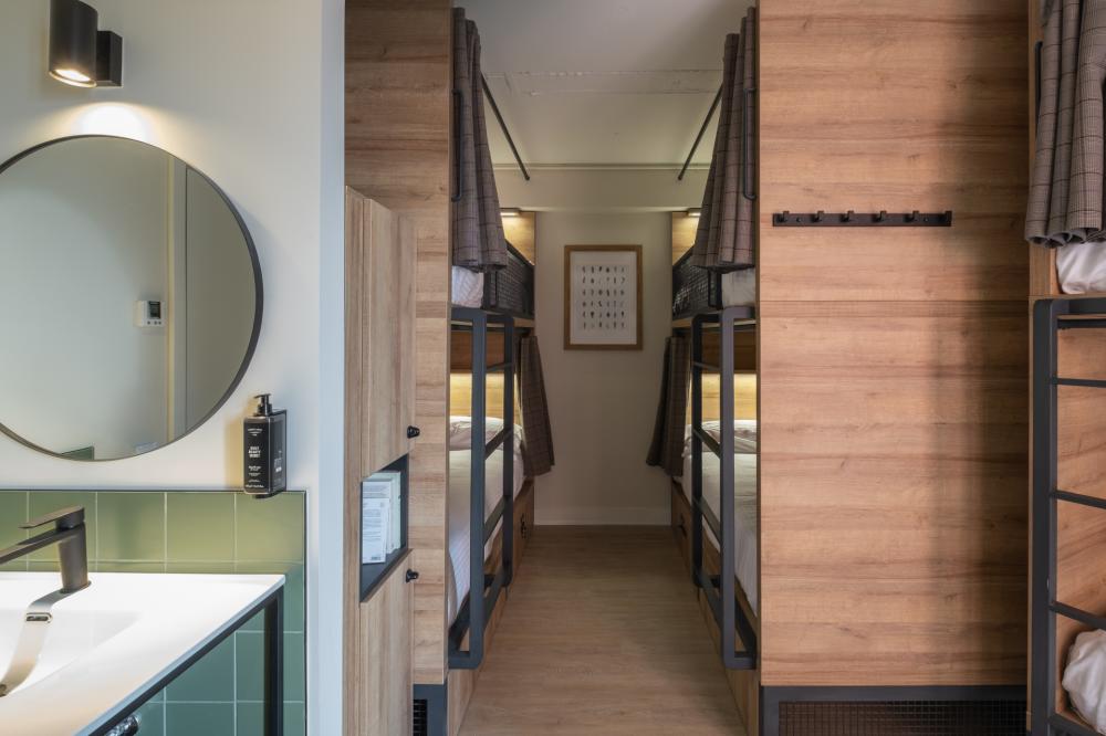 6 bed dorm - Seka - Deluxe - Oma kylpyhuone