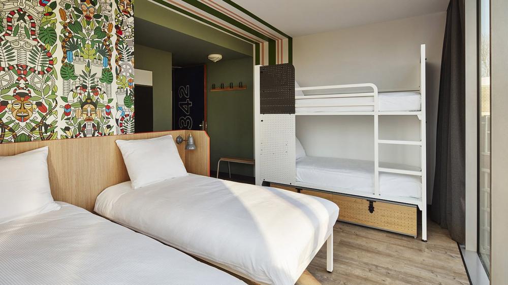Bed in 4-bed Deluxe Dorm - Ensuite