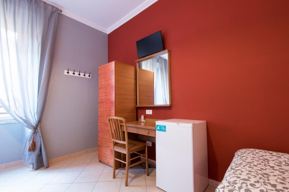 Quarto privativo com banheiro em suíte Quarto privativo com suíte