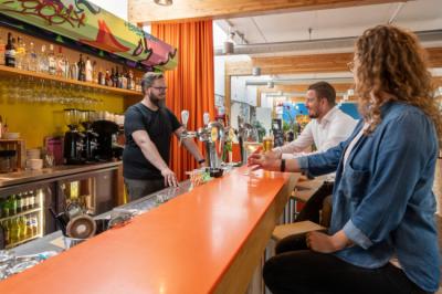 Bar Image