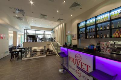 Bar Image