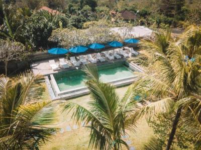 Piscina Image
