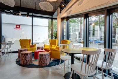 Lounge Image